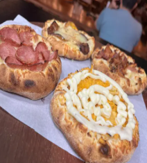 Esfiha Frango com Catupiry